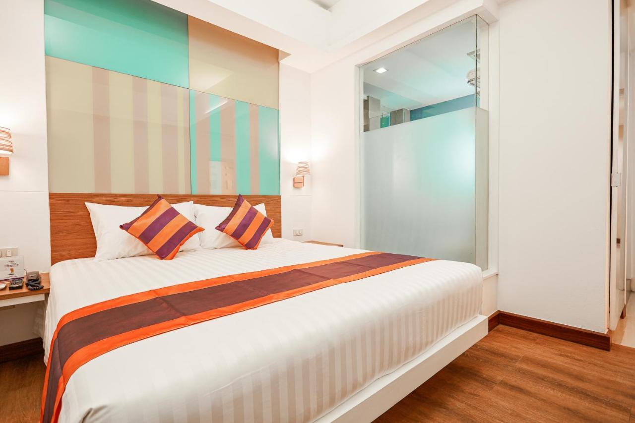 Studio Asoke Бангкок Екстер'єр фото