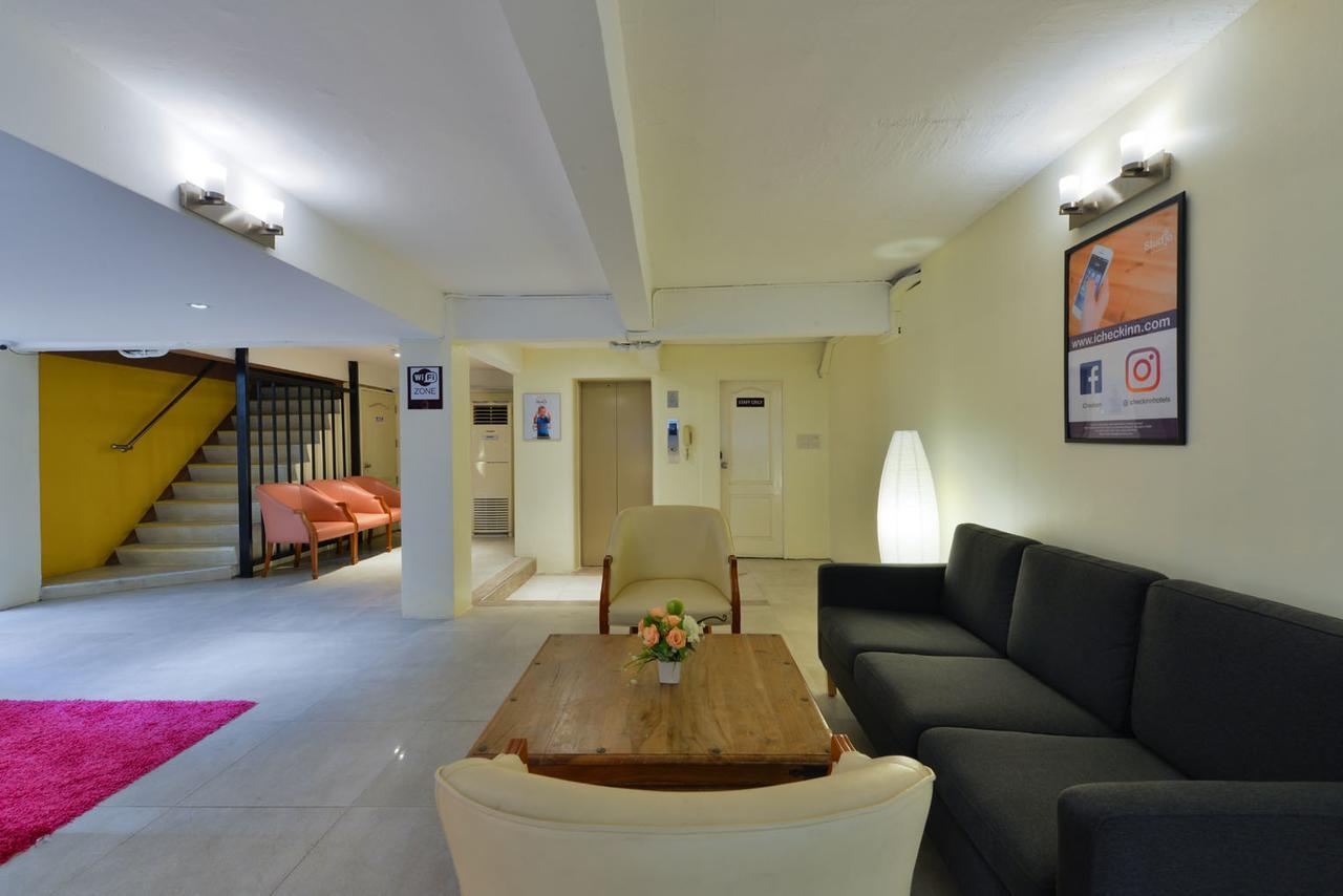 Studio Asoke Бангкок Екстер'єр фото