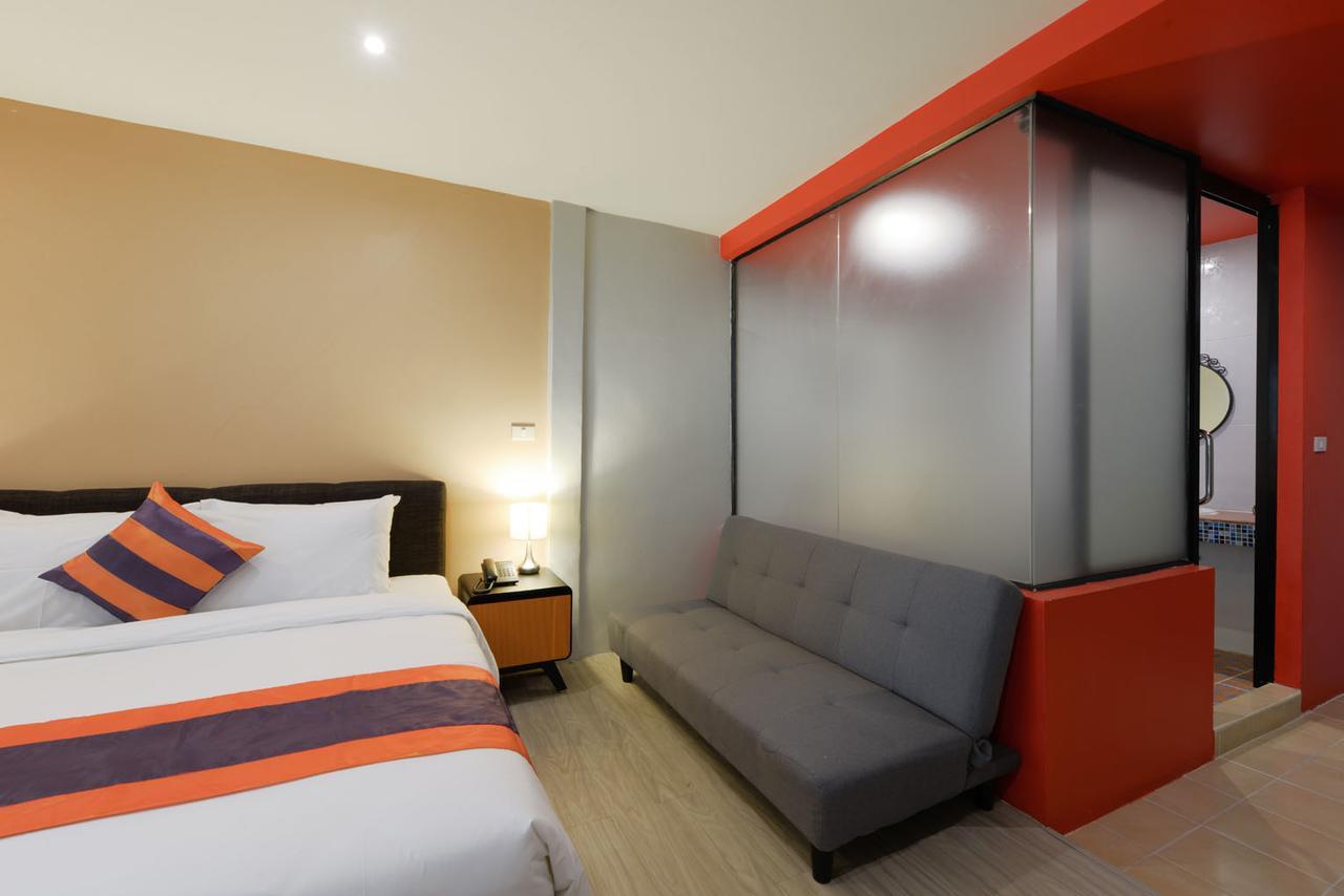 Studio Asoke Бангкок Екстер'єр фото