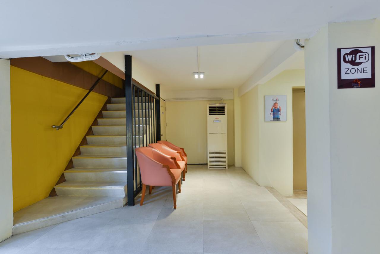 Studio Asoke Бангкок Екстер'єр фото