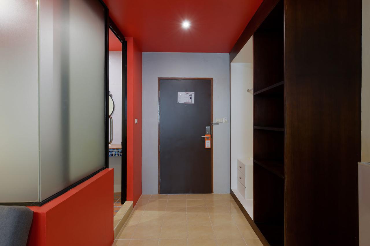 Studio Asoke Бангкок Екстер'єр фото