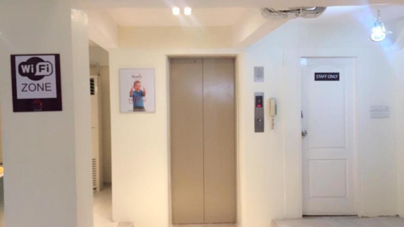 Studio Asoke Бангкок Екстер'єр фото